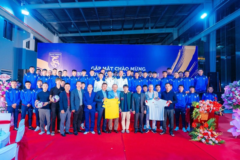 View - 	HLV Park trở lại với bóng đá Việt Nam ở cương vị đặc biệt