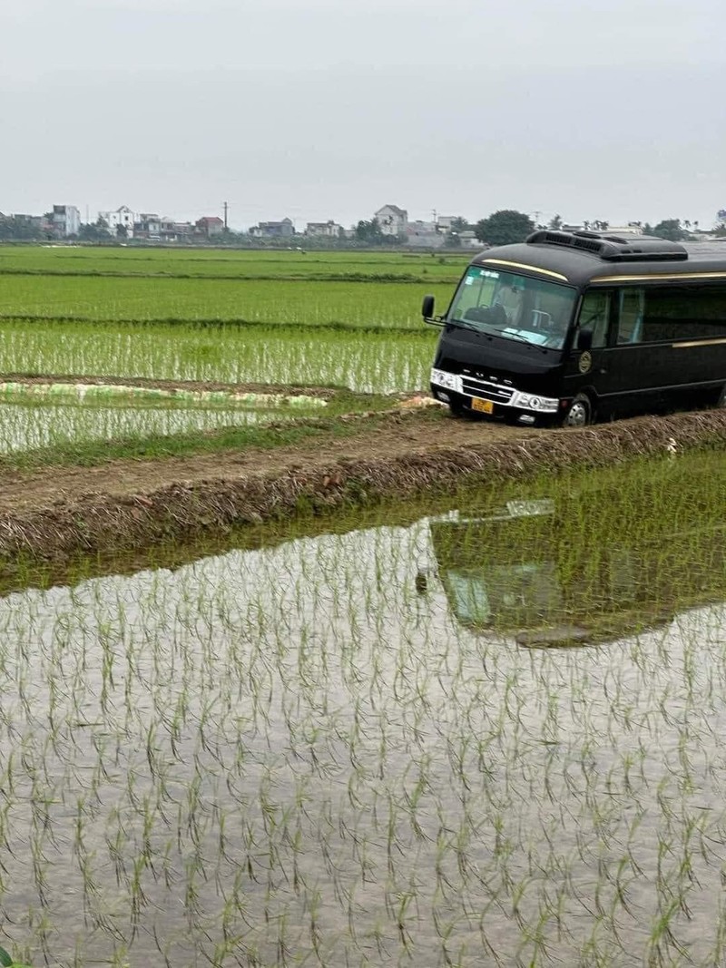 Qua tin Google Map, doan du khach nhan cai ket dang khi den Viet Nam-Hinh-2