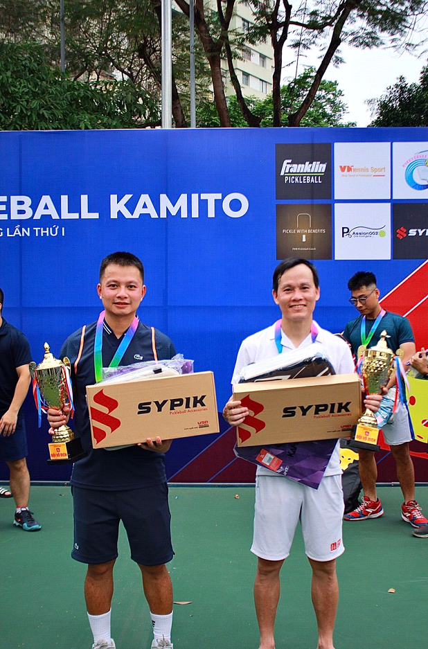 Giai Pickle ball Ha Noi quy tu nhieu van dong vien tranh tai-Hinh-3