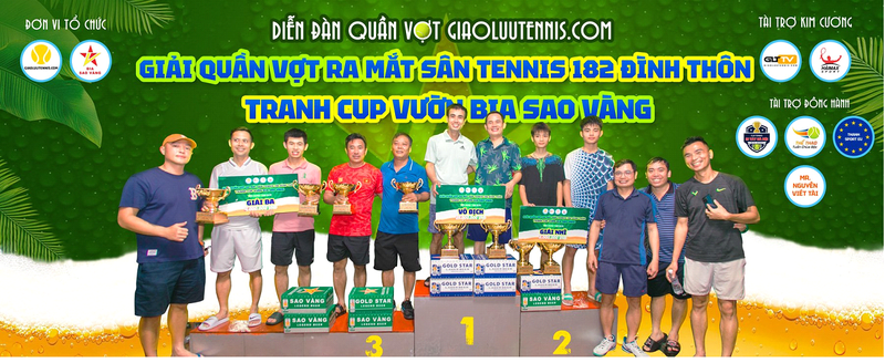 Giai Pickle ball Ha Noi quy tu nhieu van dong vien tranh tai