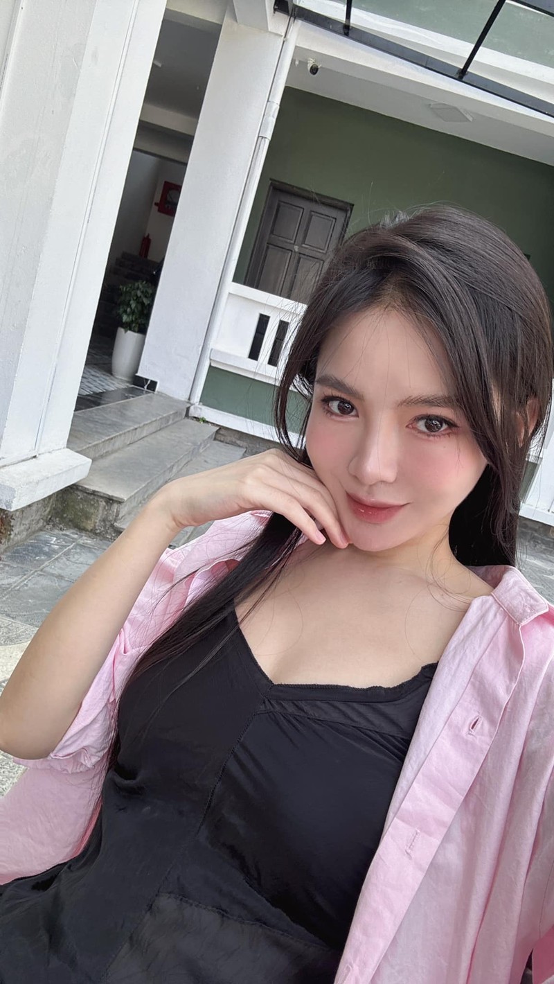 MC Tu Linh buc xuc khi bi cat ghep anh nhay cam-Hinh-9