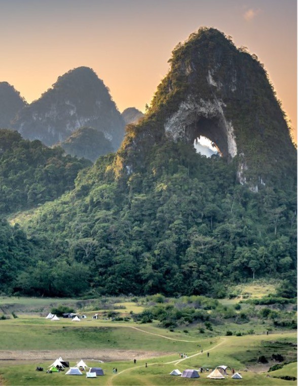 Kham pha vien ngoc an giua dai ngan Cao Bang