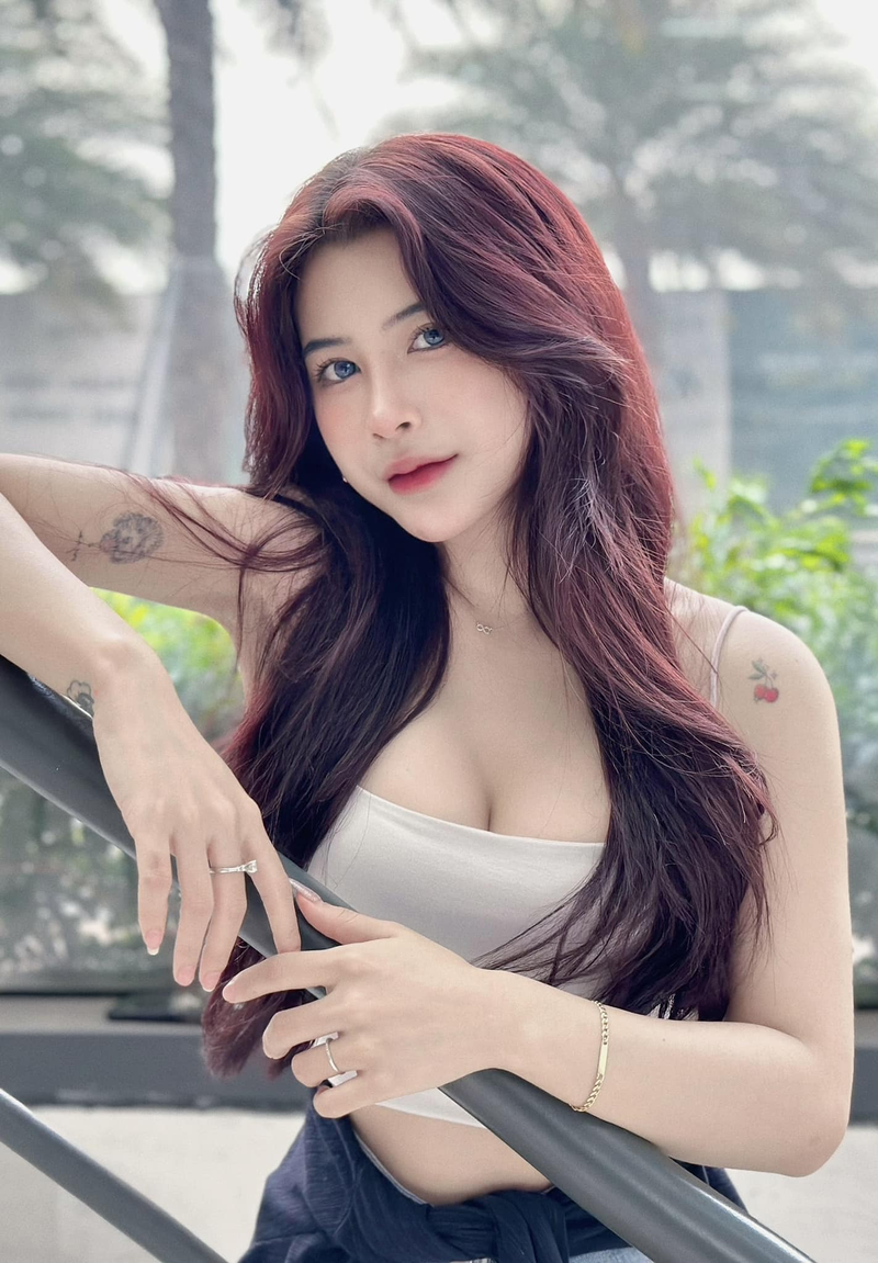 Nu streamer Quynh Ami cong khai da 