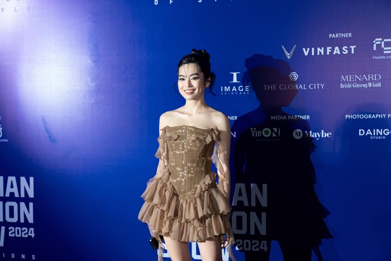 Khanh Van 