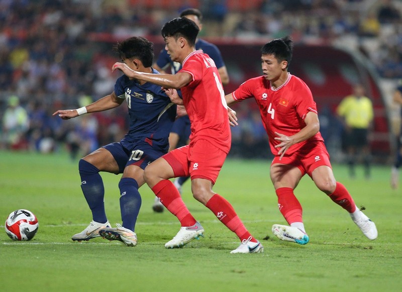 Tuan Hai toa sang, DT Viet Nam co chiec cup vo dich AFF Cup-Hinh-2