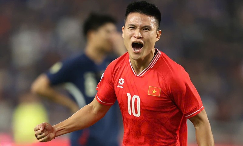 Tuan Hai toa sang, DT Viet Nam co chiec cup vo dich AFF Cup