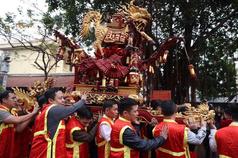 Bien nguoi tham gia Le hoi ruoc phao lang Dong Ky-Hinh-2