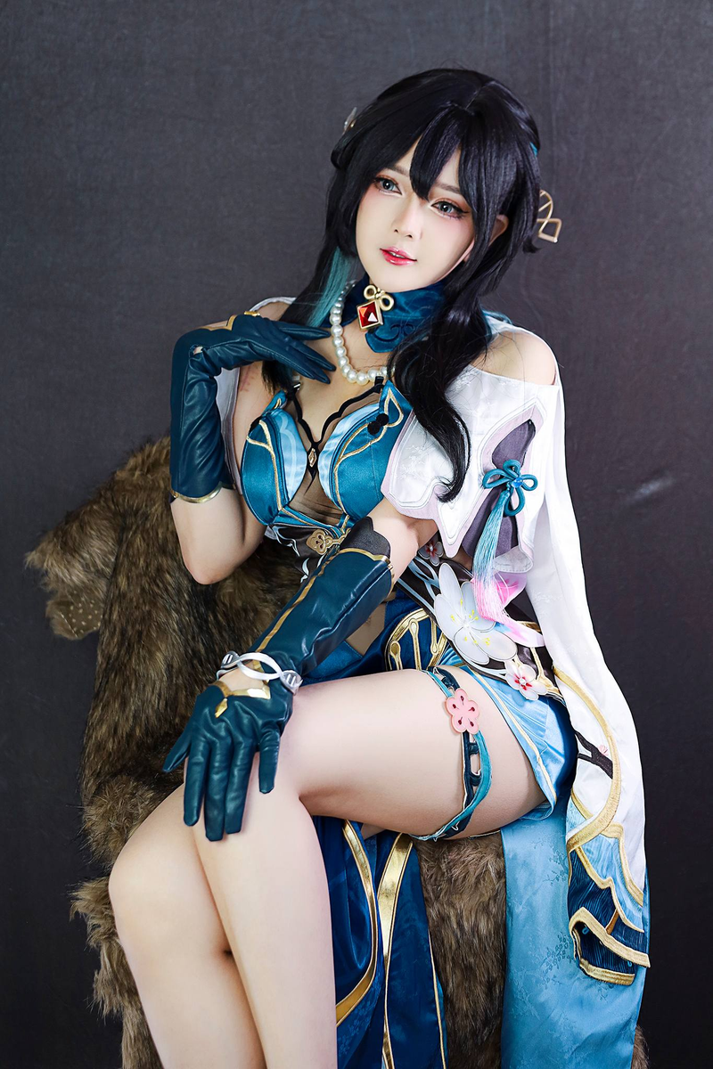 Nu streamer doi dau tai xuat bang man cosplay cuc dinh-Hinh-6