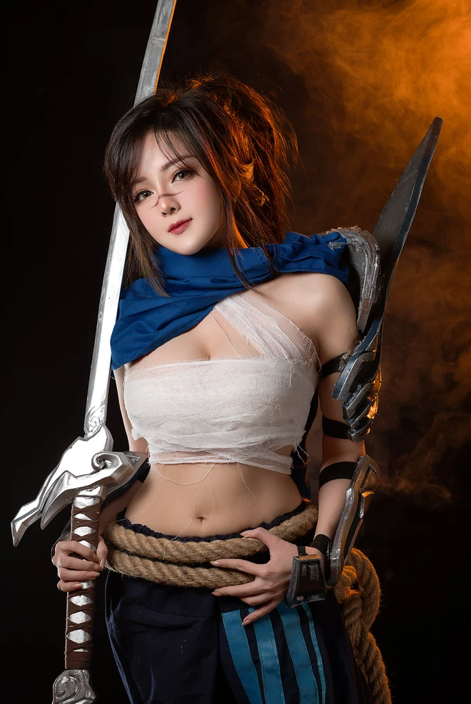 Nu streamer doi dau tai xuat bang man cosplay cuc dinh