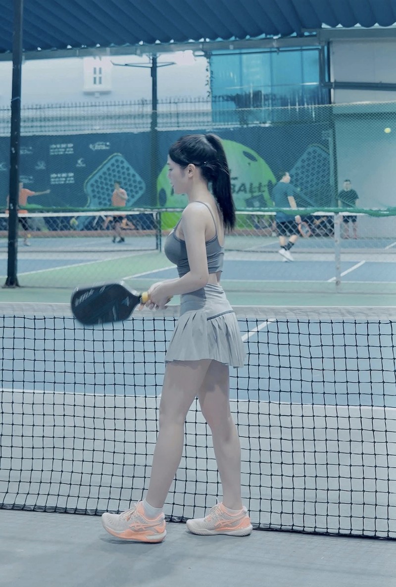 Hot girl Pickleball moi noi danh guc trai tim bao nguoi-Hinh-2