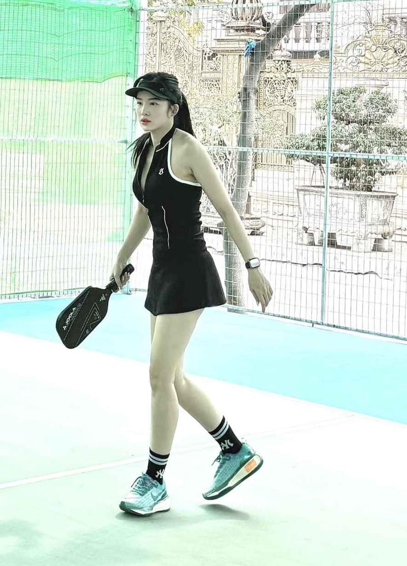 Hot girl pickleball Hai Phong gay sot mang xa hoi-Hinh-3