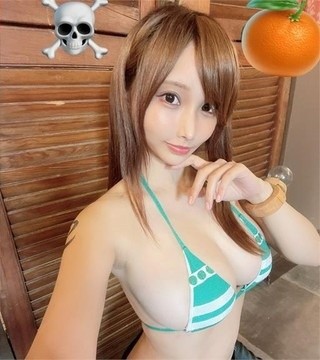 Cosplay One Piece, nang hot girl bat ngo noi tieng 