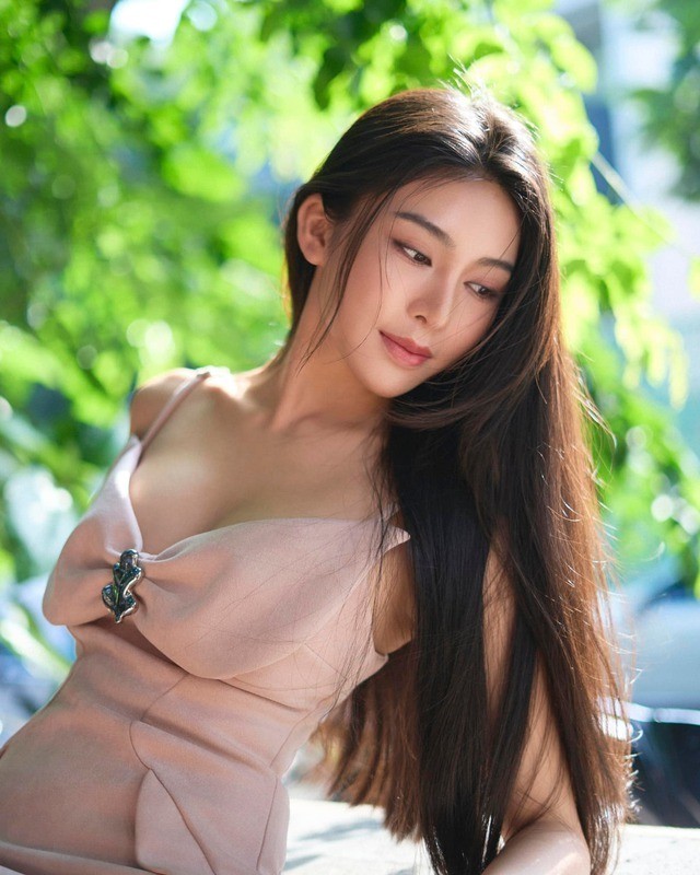 Danh tinh bong hong xuat hien cung chong cu hot girl Xoai Non-Hinh-6