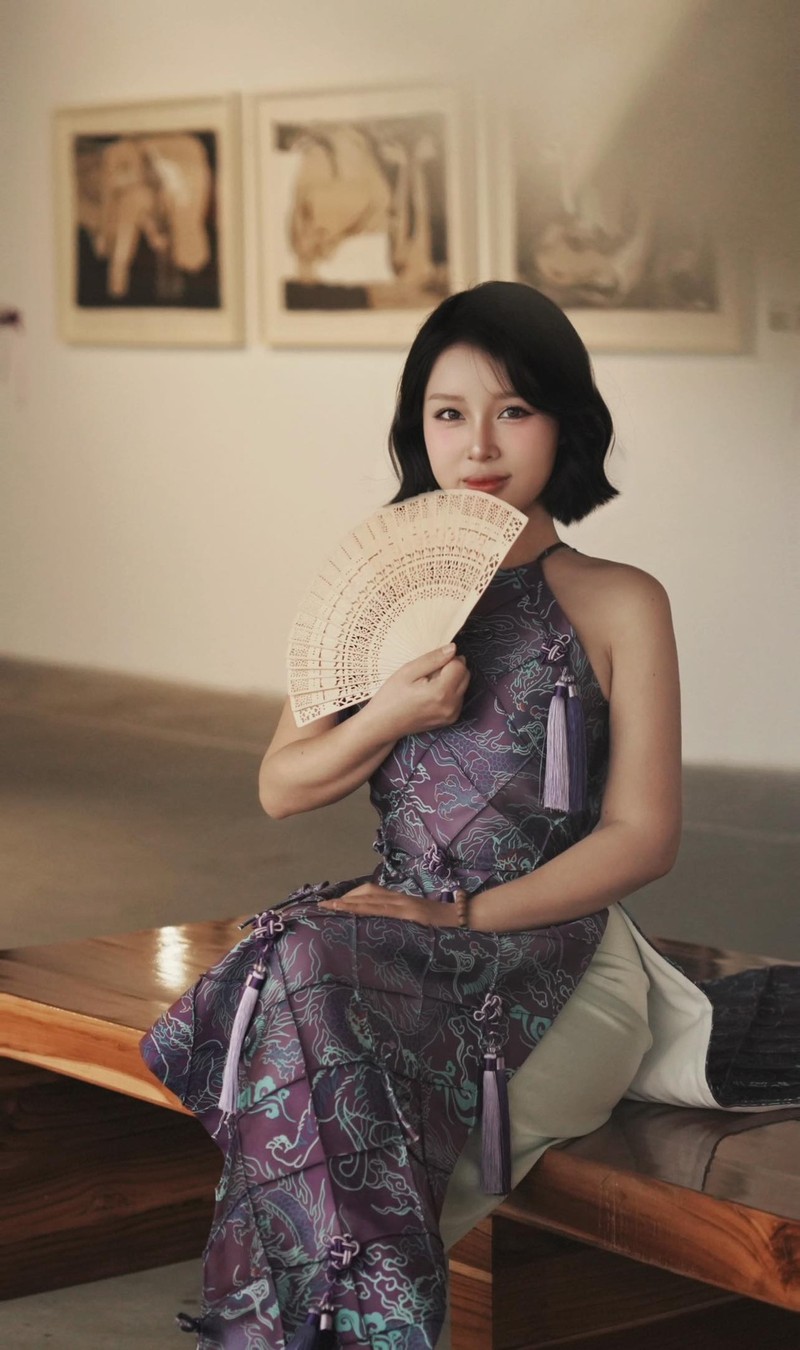 Co giao Vat ly gay bao khi day online dien ao dai cuc me-Hinh-8