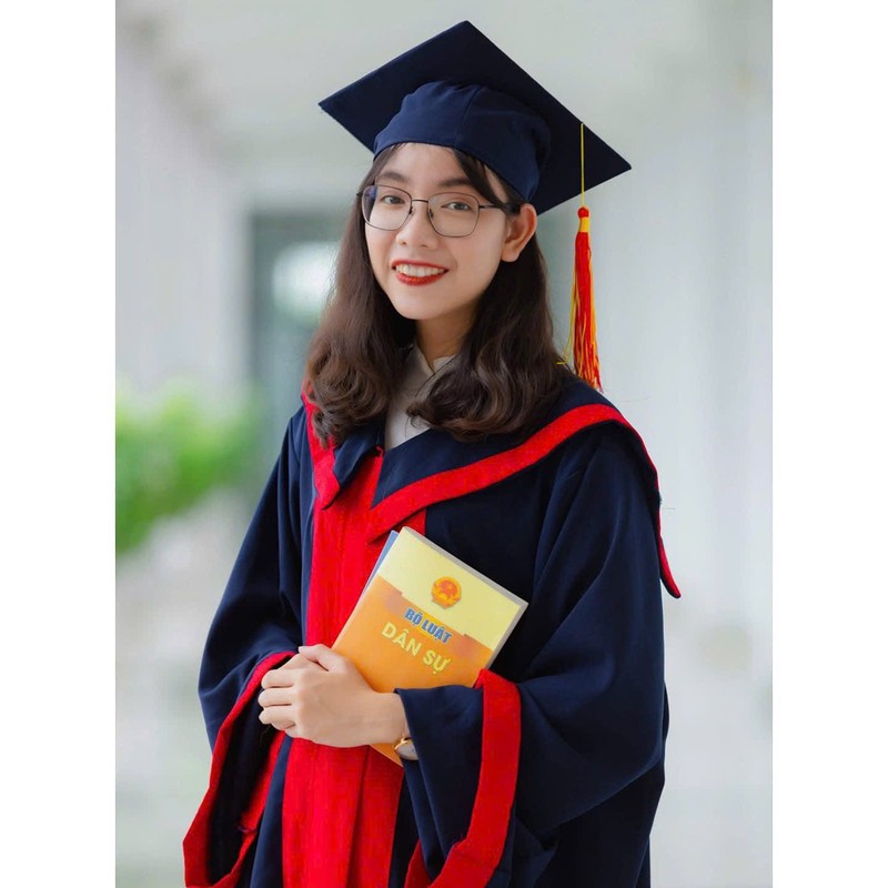 Nu uy vien tre phat bieu tai le dieu binh, dieu hanh 30/4-Hinh-6