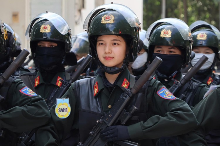 Nhan sac doi thuong cua nu hoc vien Dai hoc Canh sat Nhan dan-Hinh-2