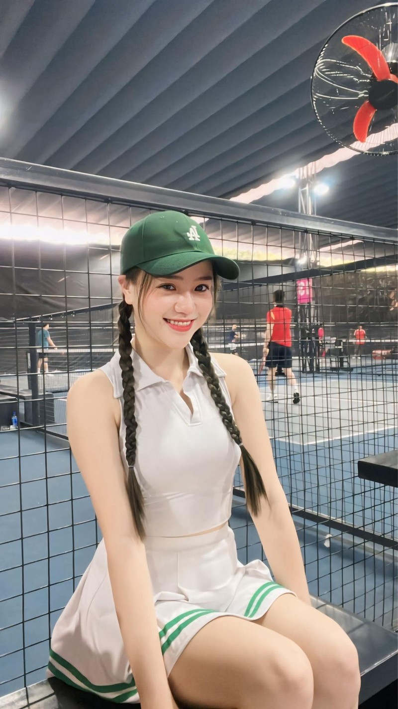 Mai Linh Zuto co man ung xu 