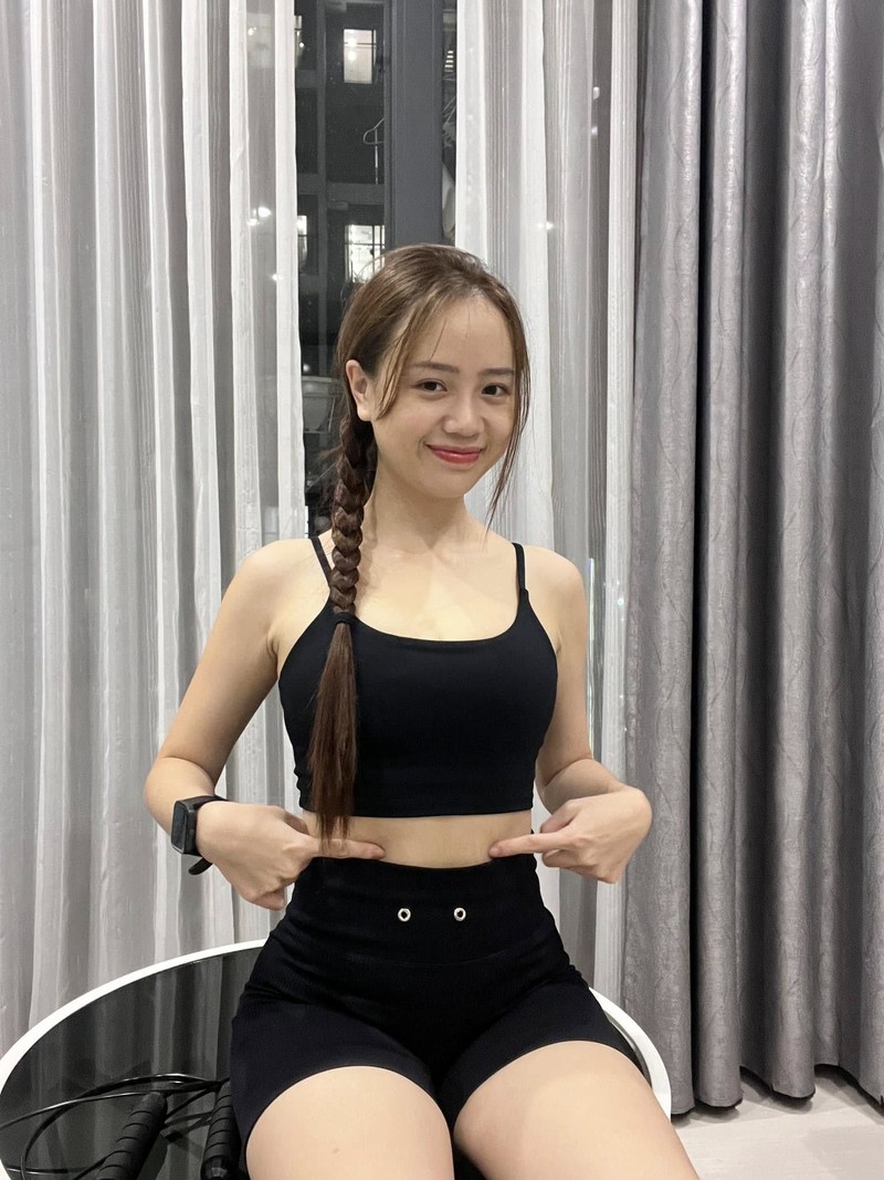 Mai Linh Zuto co man ung xu 