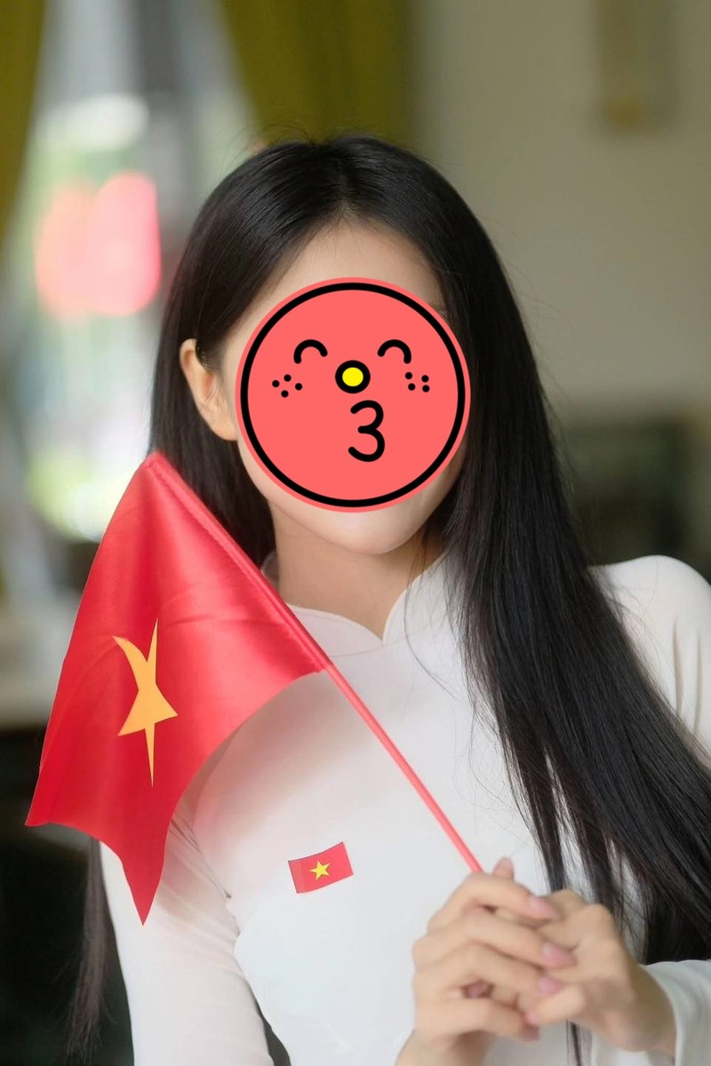 Zoom can nhan sac ban gai tin don nong bong cua Le Tuan Khang-Hinh-5