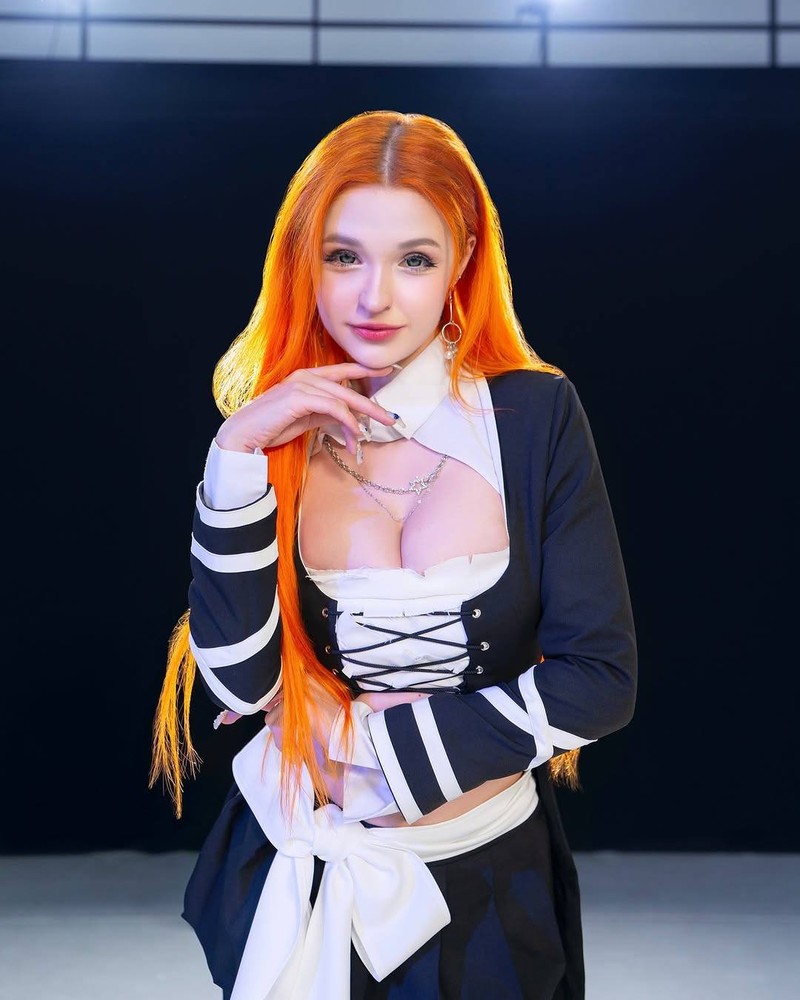 Nu coser tro tai nhun nhay cuc cuon, hut gan 2 trieu view-Hinh-2