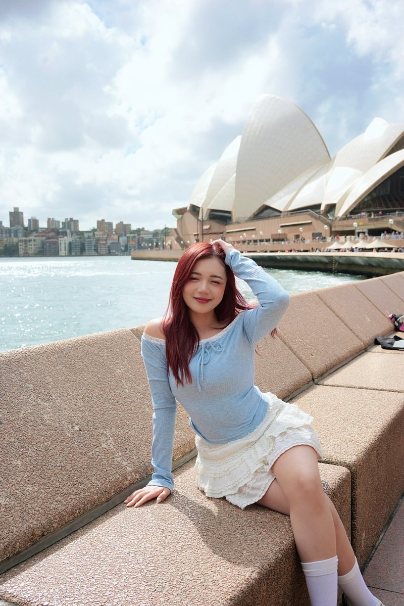 MC hot nhat Lien Quan dien bikini cuc 