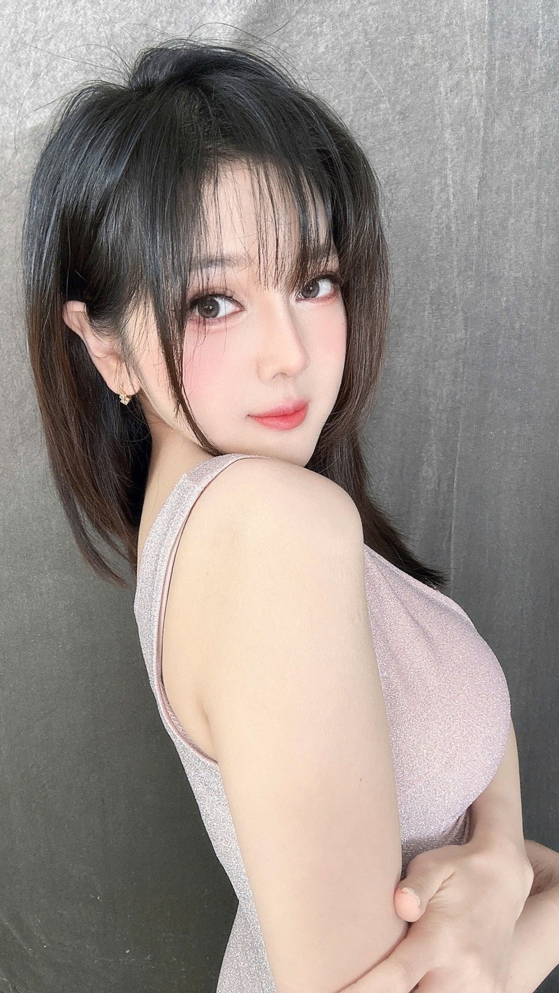 Hau tai xuat, nu than streamer doi dau khoe anh bikini cuc nong bong-Hinh-6