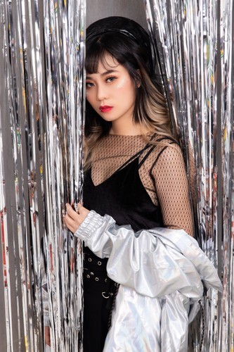 Fan khong nhan ra Misthy voi giao dien vo cung la mat-Hinh-9