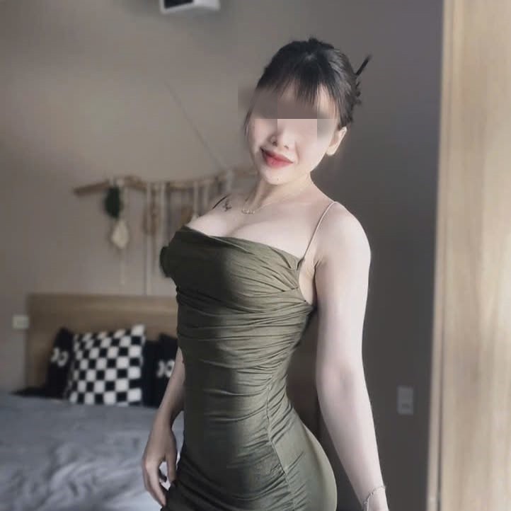 Hot girl phong gym dang clip o ep vong 1, netizen thay 