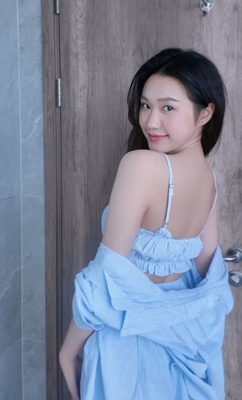 Xon xao buc anh 