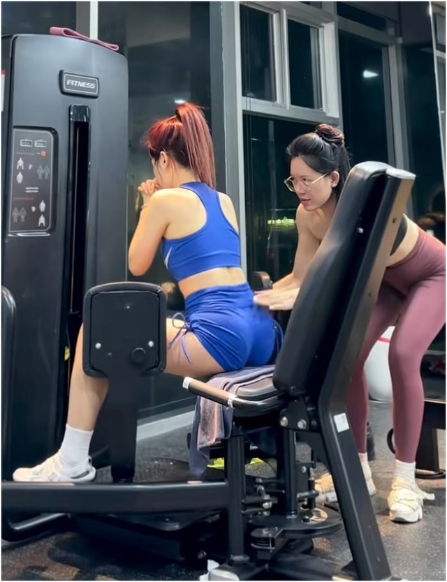 Hot girl Ngoc Kem thuong xuyen 