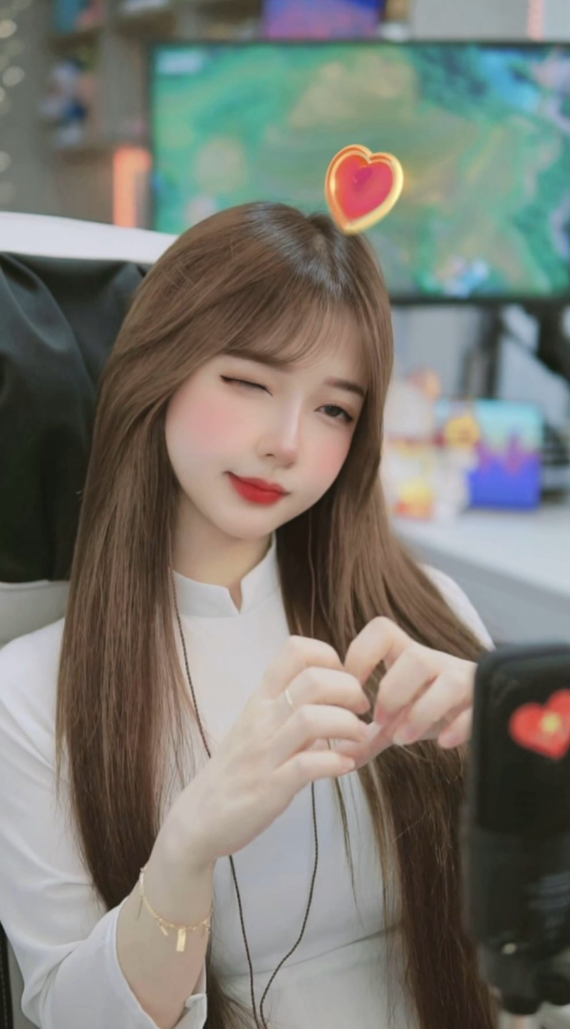 Hot TikToker 1,3 trieu follow 