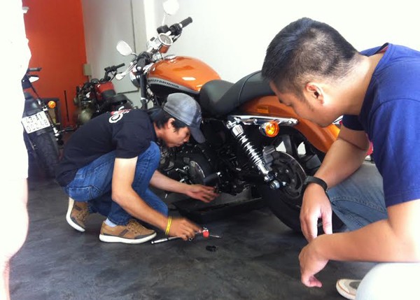 Dich vu bao tri Harley-Davidson Saigon “Bac tien“