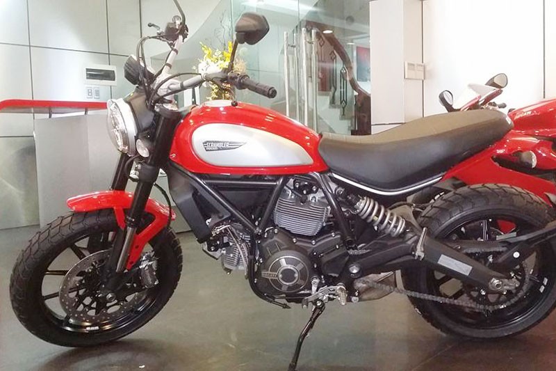 Ducati Scrambler do doc dao dau tien ve Viet Nam-Hinh-5