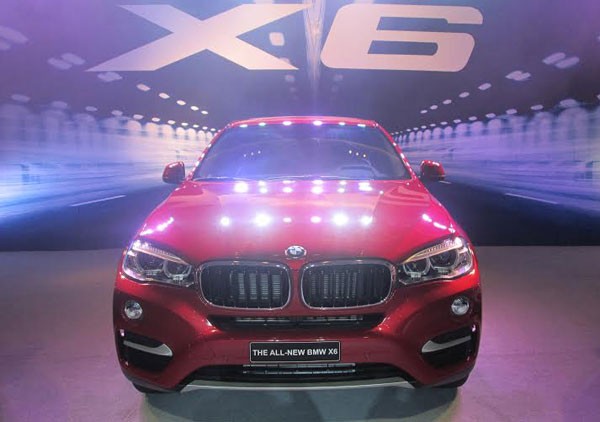 BMW X6 ra mat tai Viet Nam voi gia 3 ty 389 trieu VND-Hinh-2