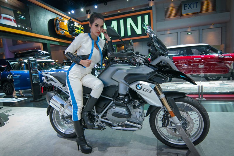 Diem danh BMW Motorrad tai trien lam BIMS 2015-Hinh-4