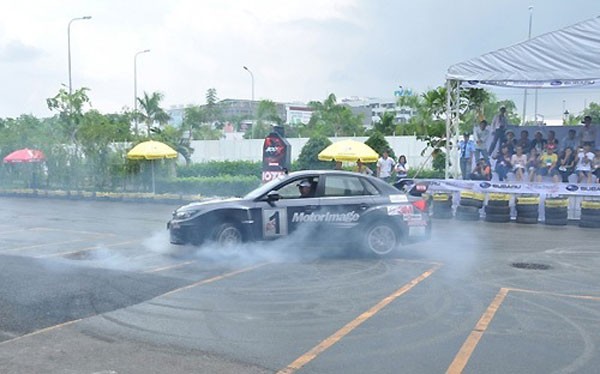 Saigon Autotech 2015 : Binh cu, ruou van cu-Hinh-2