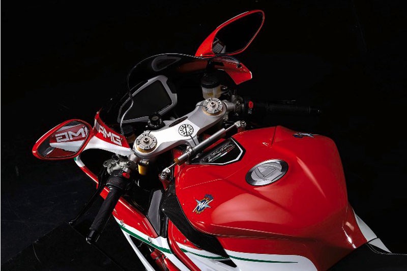 MV Agusta F4 RC co gia bang mot chiec oto hang sang-Hinh-10