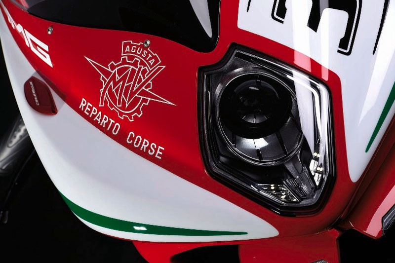 MV Agusta F4 RC co gia bang mot chiec oto hang sang-Hinh-8