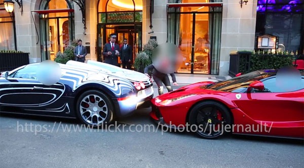 Bugatti Veyron bat ngo “hon mong” La Ferrari giua pho