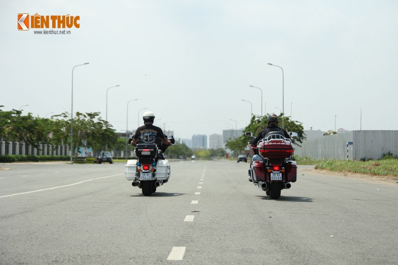 Soi cap doi Harley touring tien ty chinh hang tai Viet Nam-Hinh-9