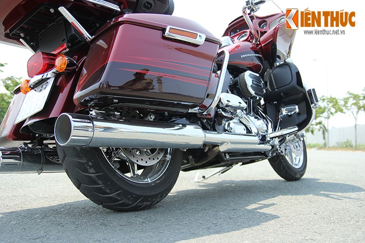 Cam lai CVO Road Glide Ultra gia 2,1 ty tai Viet Nam-Hinh-8