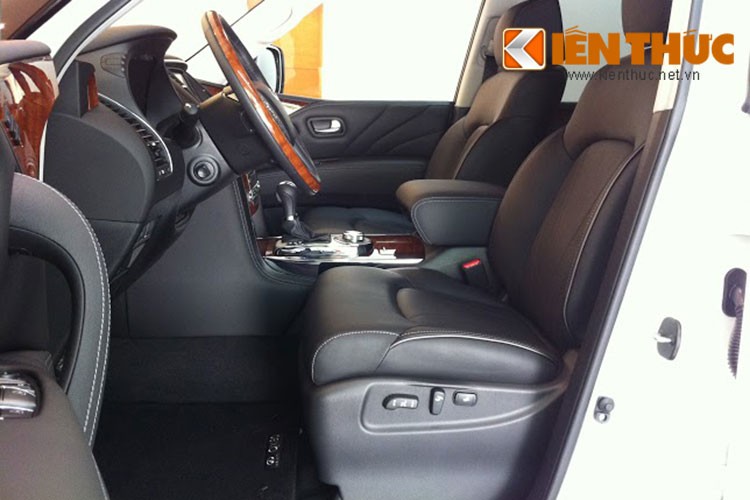 Chi tiet SUV Infiniti QX80 gia 4,499 ty dong tai Viet Nam-Hinh-6