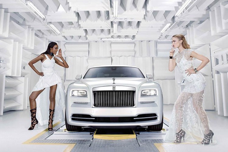 Rolls-Royce Wraith va thoi trang xa xi “dep tung cen ti met“-Hinh-2