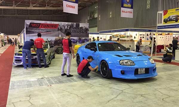 Khai man Saigon Autotech & Accessories 2015