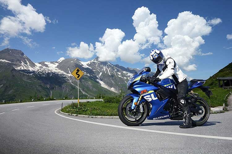 Suzuki ra mat phien ban dac biet MotoGP cho dong GSX-R-Hinh-11