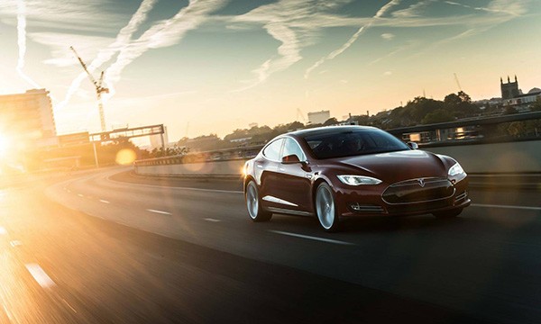 Tesla Model S P90D sap ra mat se co che do “lo bich”-Hinh-2