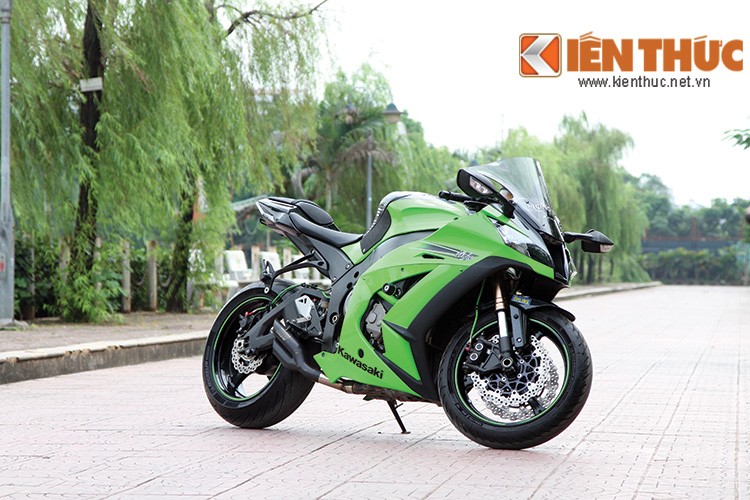 Kawasaki Ninja ZX-10R: Ke chinh phuc toc do