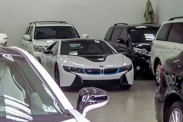 Bo doi BMW i8 ve Viet Nam nang tong so len 8 chiec-Hinh-2