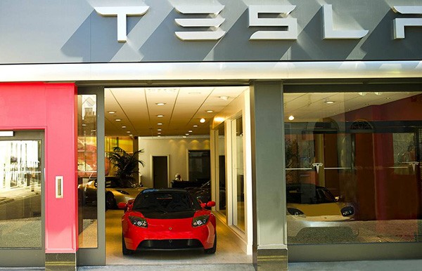 Tesla lo 4.000 USD tren moi chiec xe xanh Model S-Hinh-2