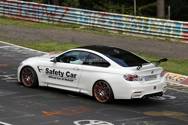 Mau BMW M4 GTS bat ngo xuat hien tren duong thu-Hinh-7